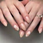 44 Chic And Timeless Nude Almond Nail Designs