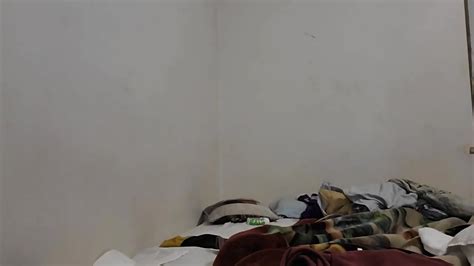 Massive Tits Play Melas Cula Live