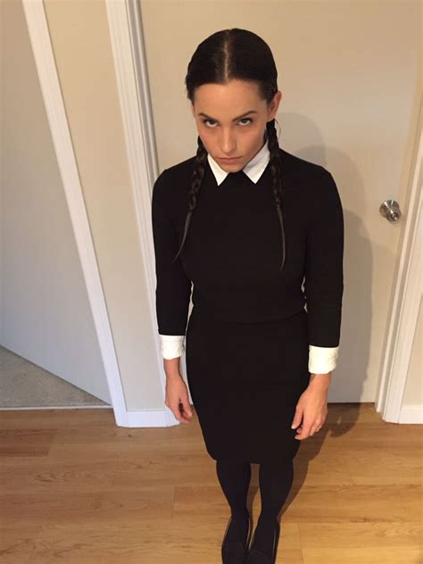 Wednesday Addams costume for Halloween | Wednesday addams costume ...