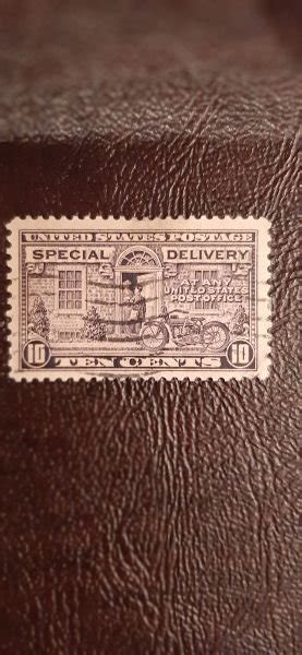 US Scott E12 10c Special Delivery From 1922 Used VF Centering