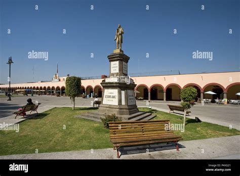 Zocalo de puebla hi-res stock photography and images - Alamy