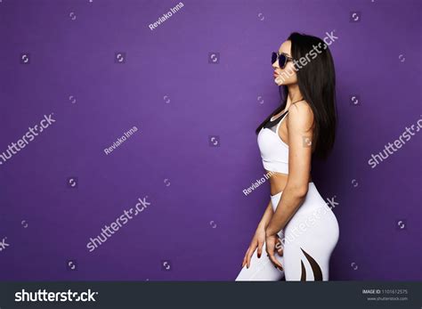 Beautiful Sexy Fitness Model Brunette Girl Stock Photo 1101612575 Shutterstock