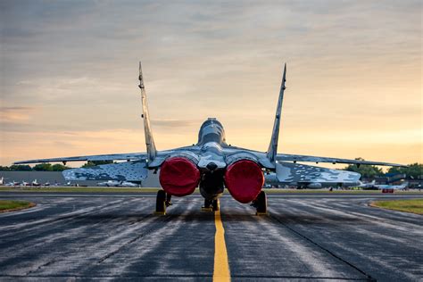 Warbirds Area Photo By Sam Sasin Eaa Airventure Oshkosh Flickr