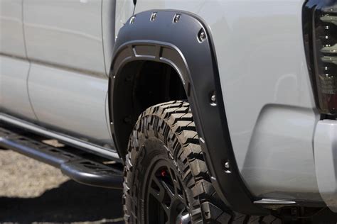 Cumberland Customs Defender Pocket Fender Flares Black Onyx Toyota