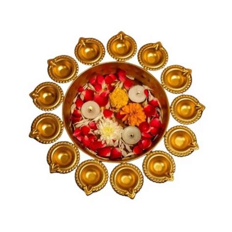 Golden Glossy Diya Iron Bowl Urli At Rs 249 Piece In Moradabad ID