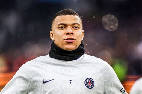 Mercato Psg La Position Affirmée De Mbappé Au Paris