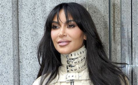 Kim Kardashian Gets Fans All Choked Up With Daring Look in Milan - Parade