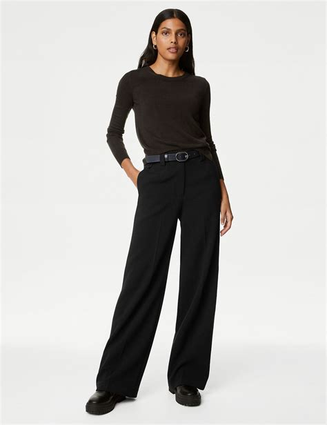 The Best Black Trousers for Women, As Chosen By an Editor | Who What Wear