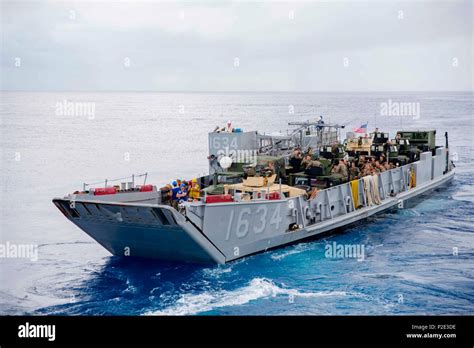 Pacific Ocean Sept 2 2016 Landing Craft Utility Lcu 1634 Assigned To Naval Beach Unit