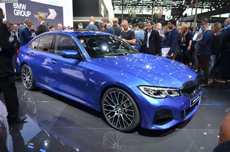 Paris Erste Live Fotos Vom Bmw Er G Als I M Sport