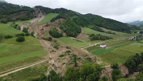 Non Colpa Degli Ambientalisti Colpa Del Consumo Del Suolo Della