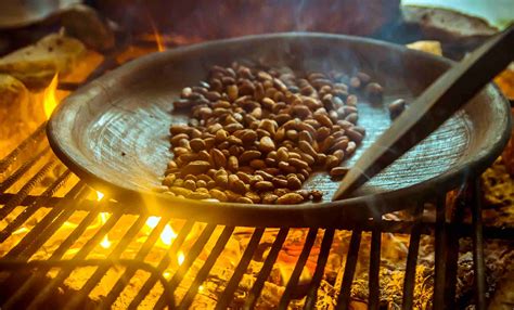 roasting-cacao-beans-viterbo-colombia-02 | BnB Colombia Tours