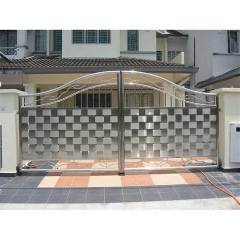 Silver 304 Grade Stainless Steel Main Gate At Rs 1050 Square Feet In