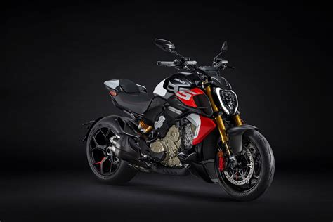 Benelli TNT New Mid Range Naked Bike With Hp