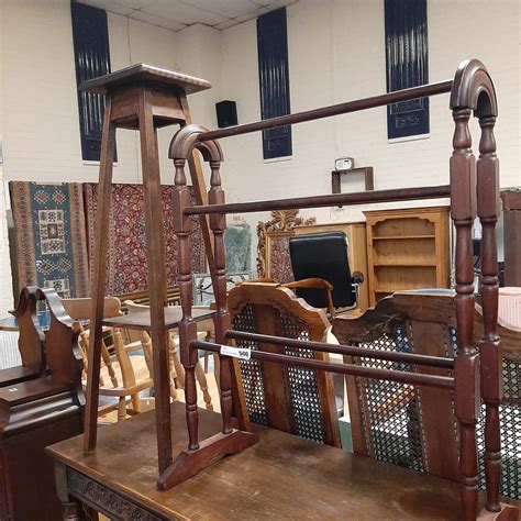 TOWEL RAIL & PLANT STAND - Southgate Auction Rooms
