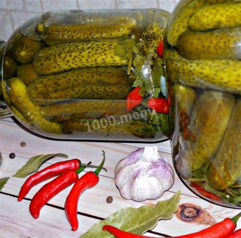 Бочковые соленые огурцы в банках холодным способом рецепт с фото ...