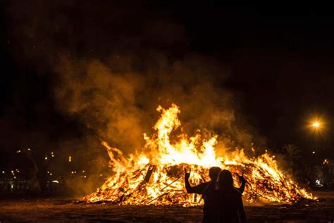 Noche De San Juan El Ritual Que Conquistó Al Mundo Doncomo ️