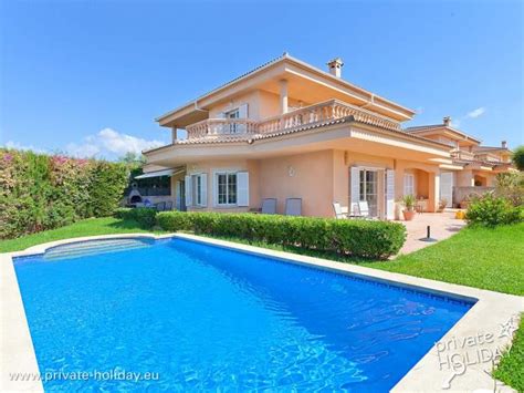 Moderne Villa Nahe Palma De Mallorca Mit Garten Und Pool