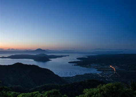 Taal Lake at Dawn | Tagaytay, Cavite Province, Luzon, Philip… | Ronnie ...