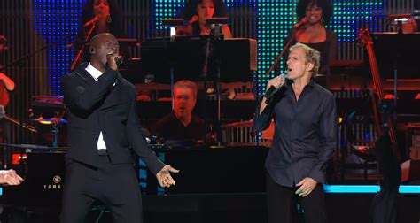 David Foster Plays Piano As Michael Bolton And Seal Sings ‘when A Man