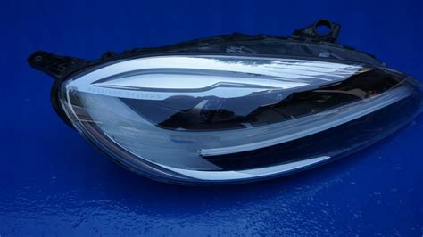 VOLVO V40 CC PRZEDNIA PRAWA LAMPA FULL LED PRZÓD 32228480 OE za 899