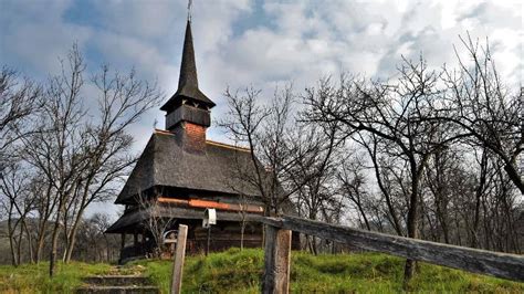 Wooden Churches of Maramures - transylvaniantours.com