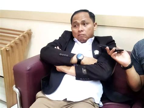 Kinerja Anggota Dprd Tangsel Melorot Persen