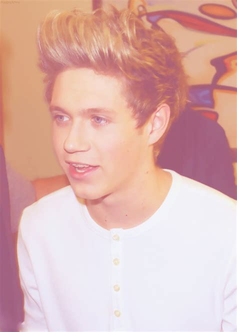 niall horan eyes on Tumblr