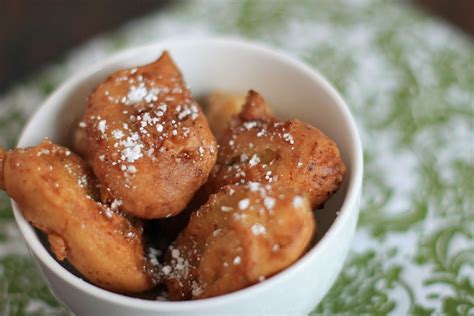 Indonesian Fried Bananas - Girl Cooks World