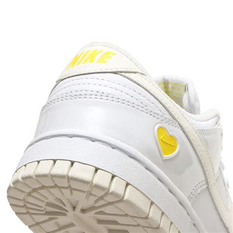 Nike Wmns Dunk Low Whitesail Opti Yellow 23sp Iatmos（アトモス） 公式オンラインストア