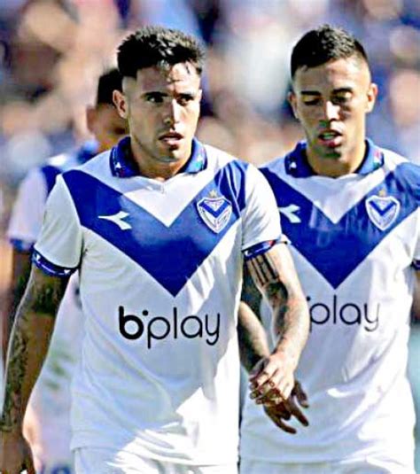 Cuatro Futbolistas De Vélez Acusados Por Abuso Sexual