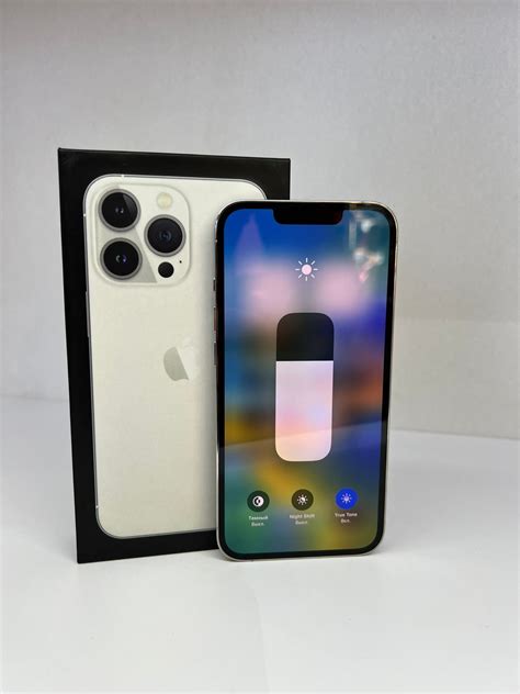 Apple iPhone 13 Pro Max 256Gb БУ Белый по цене 46 000 ₽ в Севастополе