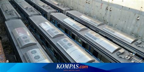 Rangkaian Kereta Mrt Tiba Di Jakarta