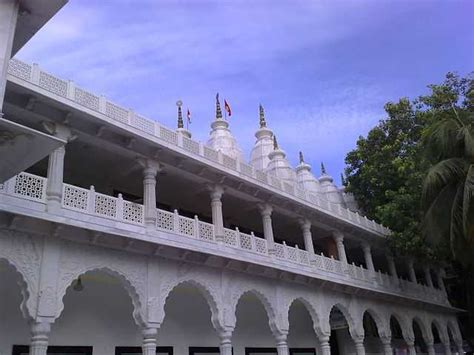 ISKCON Temple Juhu Mumbai | Hare Rama Hare Krisna Temple Timings & Images