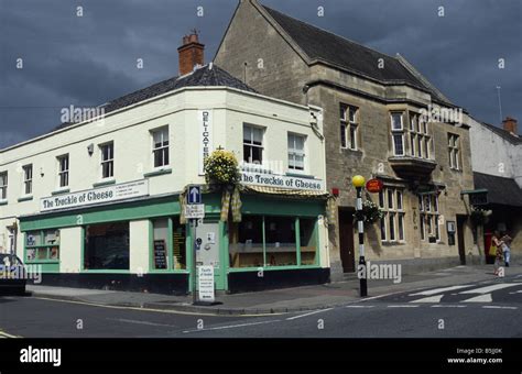 Glastonbury town centre Glastonbury Somerset Stock Photo - Alamy