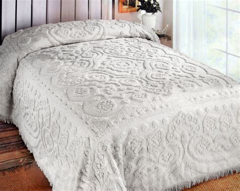 100% Cotton Jacquard Premium Matelasse Bedspread White / Chenille King ...