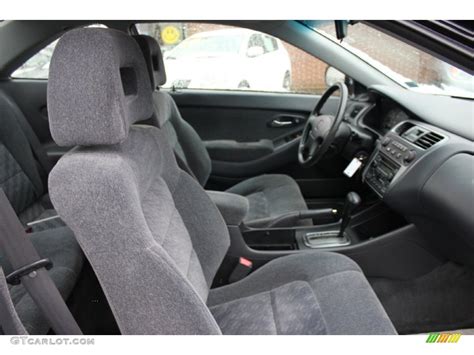 Charcoal Interior 2002 Honda Accord SE Coupe Photo #60372543 | GTCarLot.com