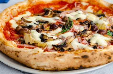 Ricetta Pizza Capricciosa Il Club Delle Ricette