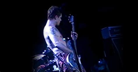Red Hot Chili Peppers If You Have To Ask Live At Rock In Rio 2001 No Treble