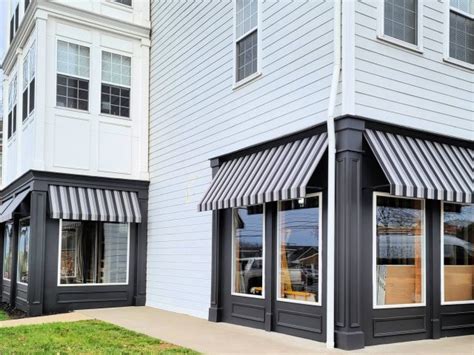 Florin Hill Apartments - Storefront Awnings | Kreider's Canvas Service, Inc.