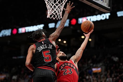 Fred Vanvleet Has Points And Assists In Raptors Victory