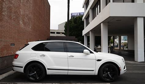 White Bentley Bentayga - Premier Auto Nashville