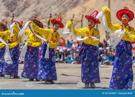 Young Girls from Ladakh Performing a Dance Wearing Their Traditional ...