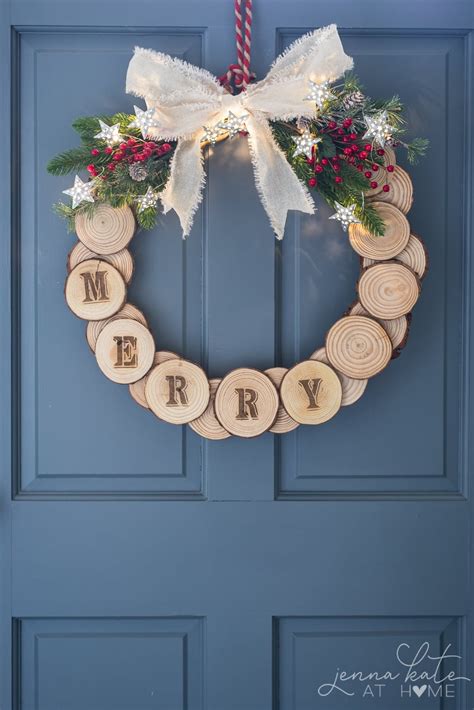 10 DIY Christmas Wreaths You'll Want to Make - Jenna Kate at Home