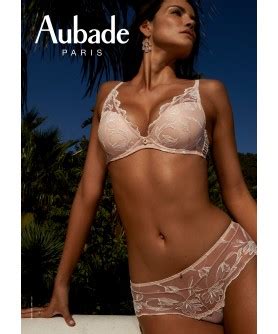 Aubade Season Of Love Caresse Falbalas Lingerie