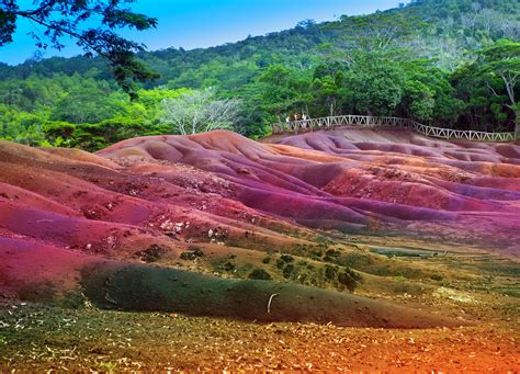 Chamarel la terre des 7 couleurs à l Île Maurice Places to travel