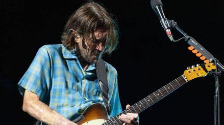 John Frusciante De Red Hot Chili Peppers Revela Un Trauma De La Infancia Mi Profesor Me Dijo
