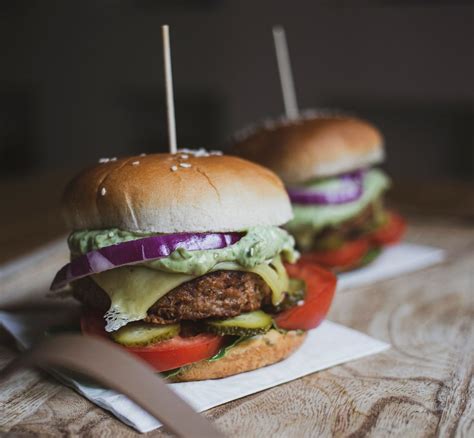 Does Plant-Based Meat Taste Like Meat? - foodisinthehouse.com