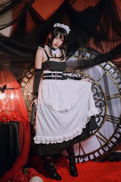 Nữ Hầu Gái nhật bản Sexy Nóng Bỏng Với Đồ Lót Màu Đen Bóng Ảnh Sex Cosplay