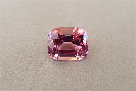 Розовый рубин камень (132 фото)